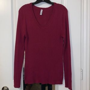 Burgundy Indigo sweater top! 3/$14 or 4/$17!!